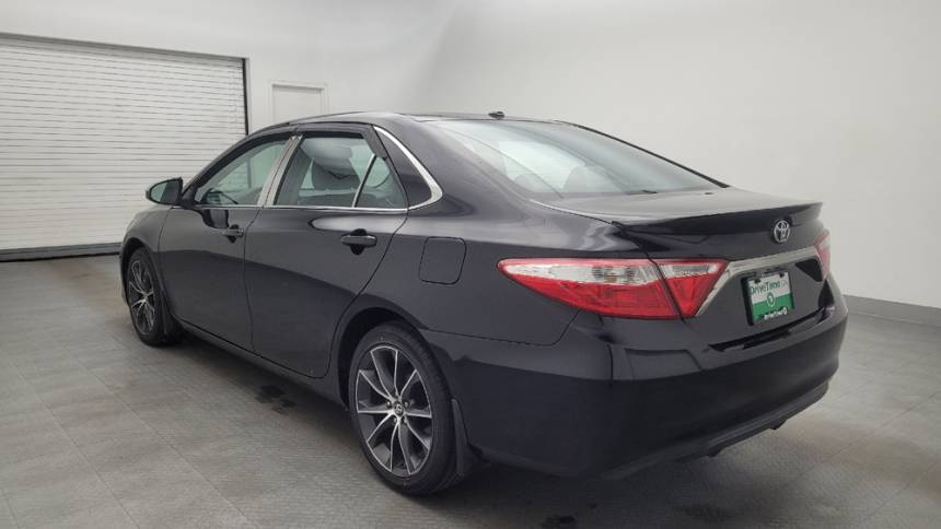 2016 toyota camry xse