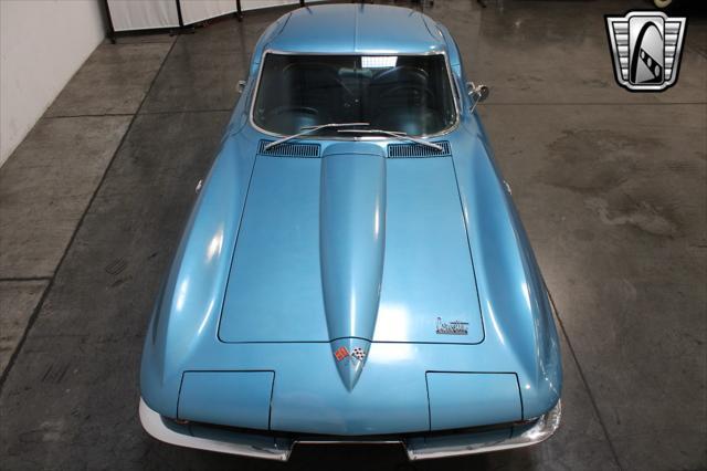 1966 chevrolet corvette base