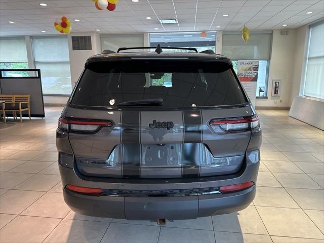 2022 jeep grand cherokee l altitude