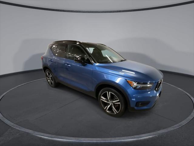 2021 volvo xc40 t5 r-design