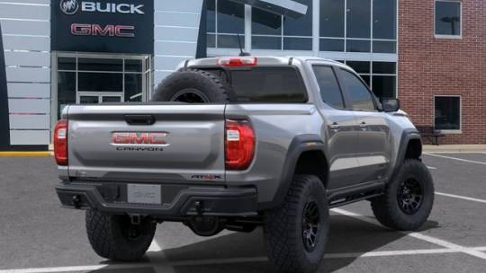 2024 GMC Canyon