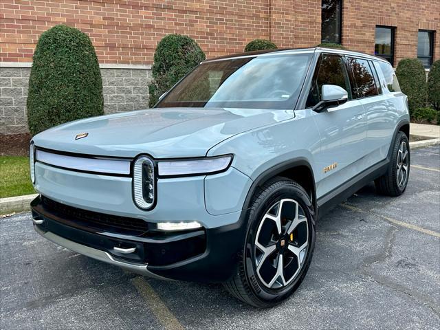 2023 rivian r1s adventure