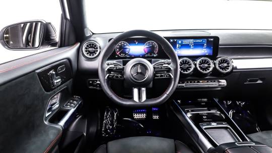 2025 Mercedes-Benz GLB