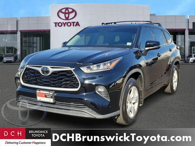 2020 toyota highlander le