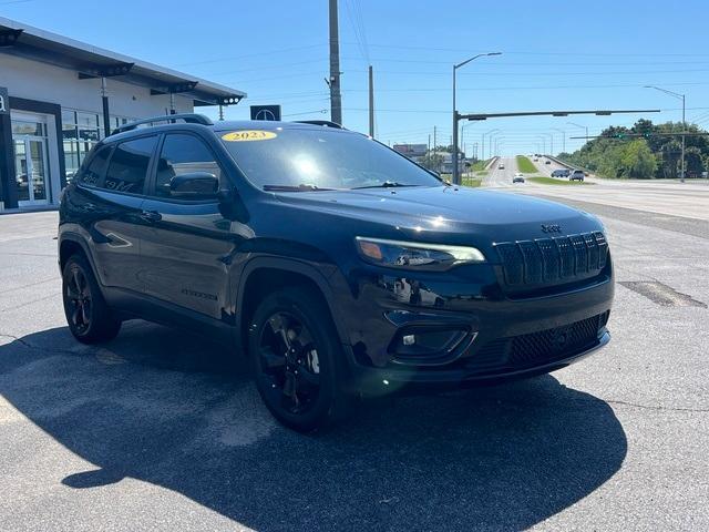 2023 jeep cherokee altitude lux