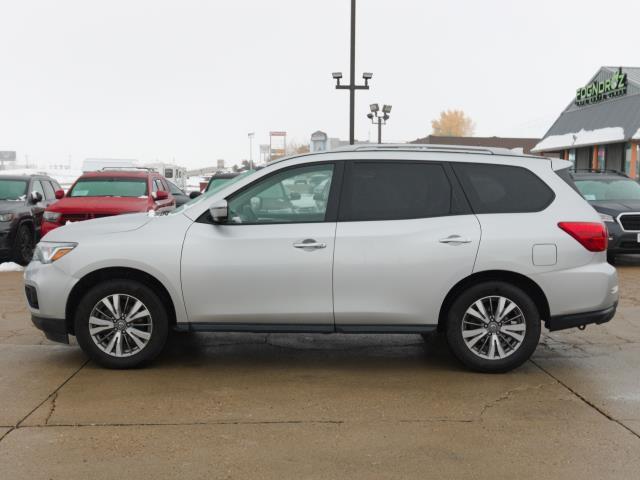 2019 nissan pathfinder sl