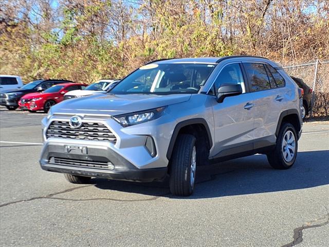 2021 toyota rav4 le