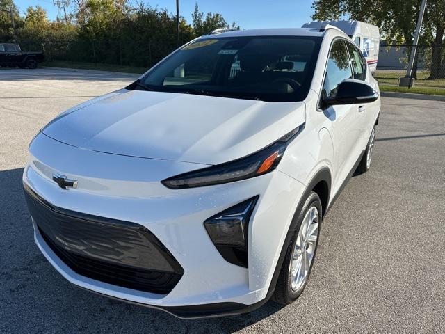 2022 chevrolet bolt euv lt