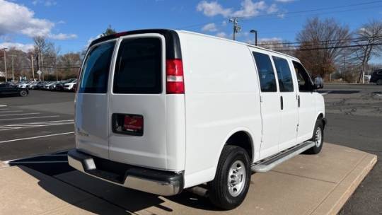 2022 chevrolet express 2500