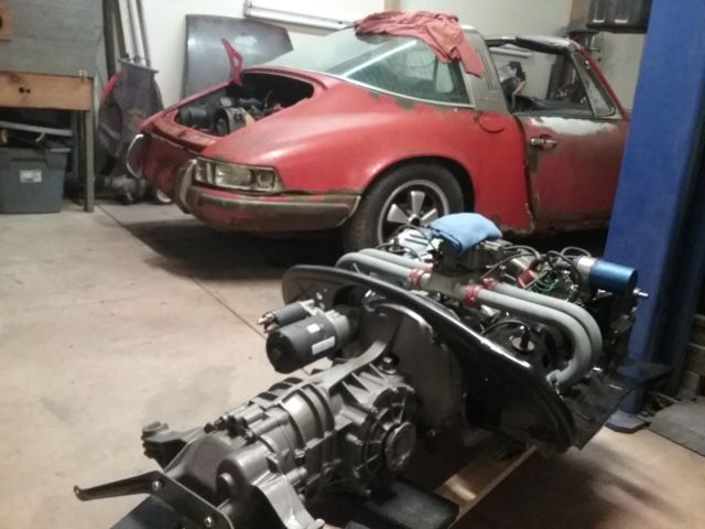 1972 porsche 911 targa s trim package 1 of 4 in fraise