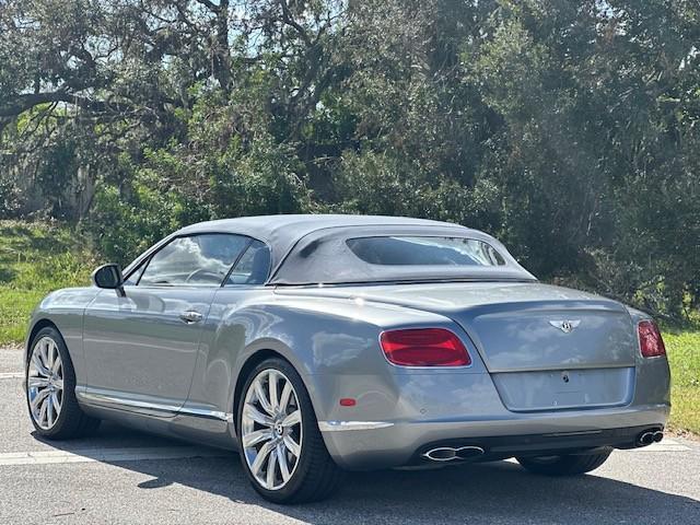 2013 bentley continental gtc v8