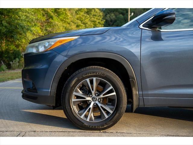 2016 toyota highlander xle