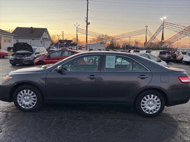2011 toyota camry base