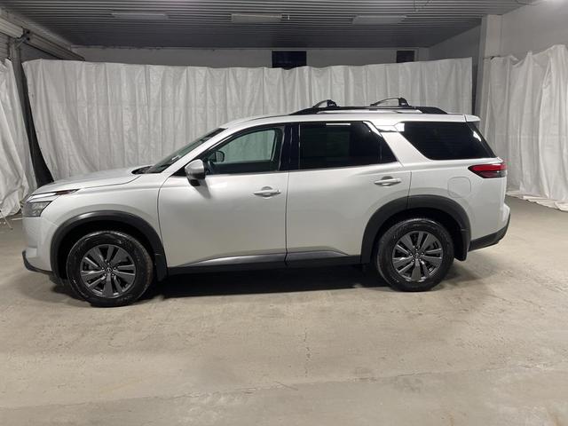 2024 nissan pathfinder sv
