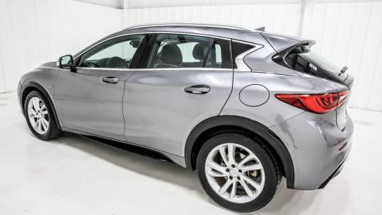 2017 Infiniti QX30