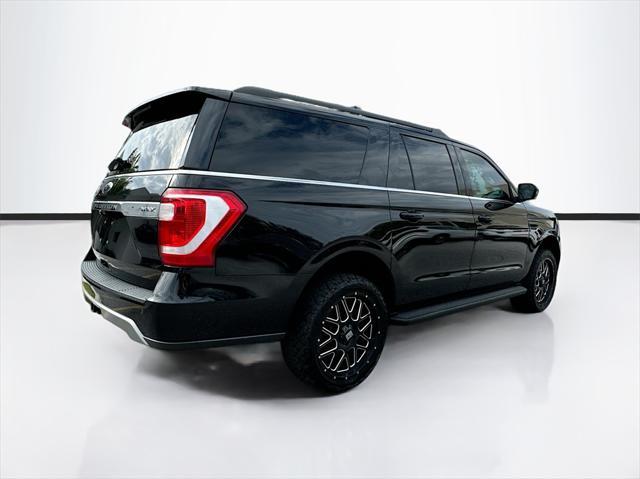 2019 ford expedition max xlt