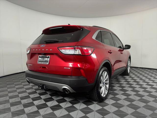 2022 ford escape titanium