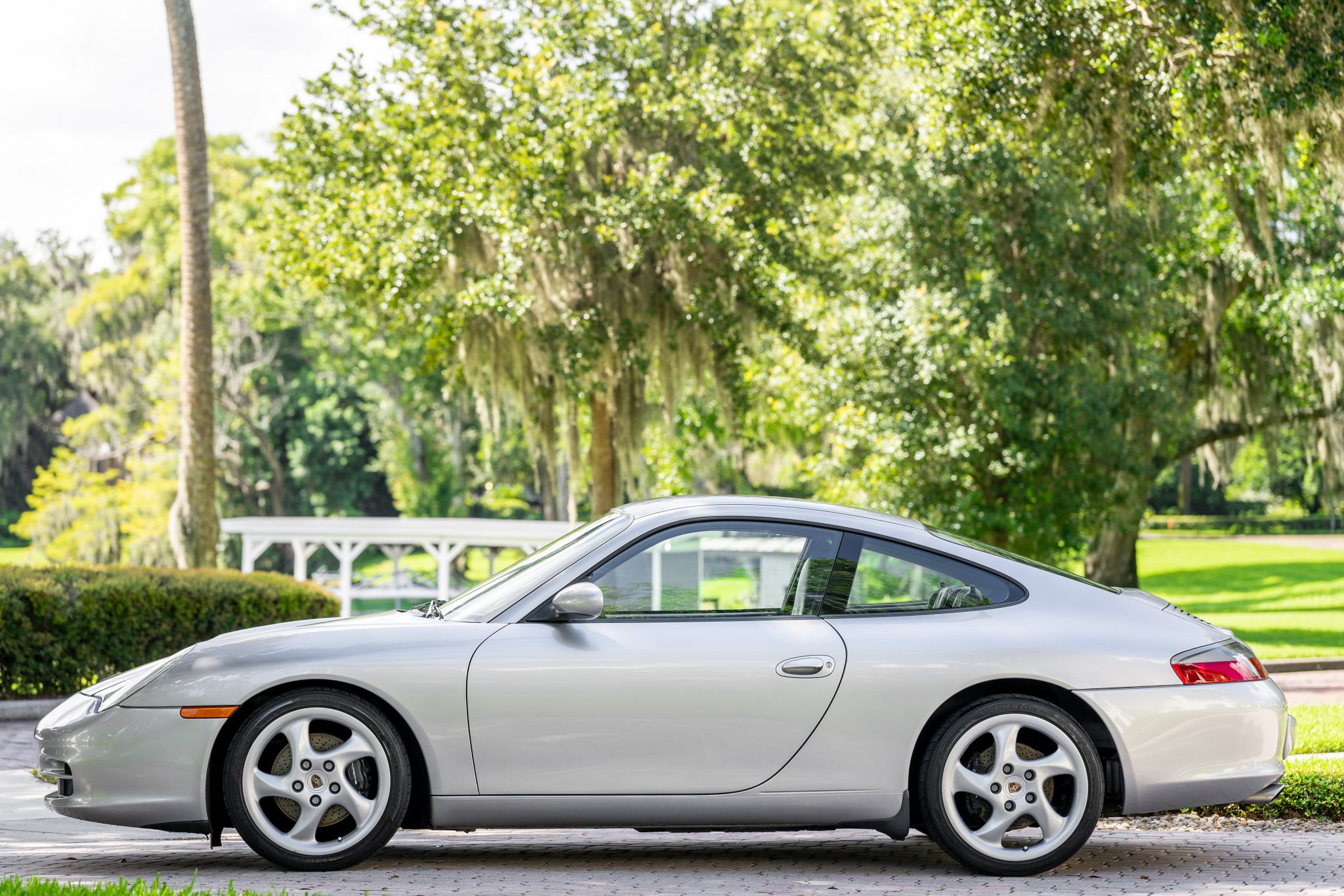 2002 porsche 911 carrera 6-speed