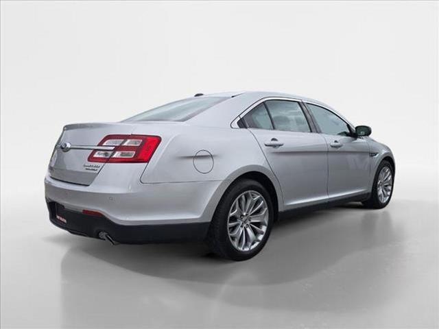 2018 ford taurus limited
