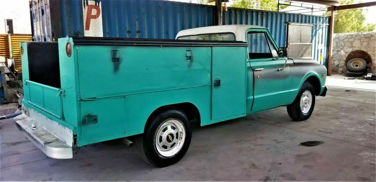 100% zero rust or rot...texas/mexico border it's whole life