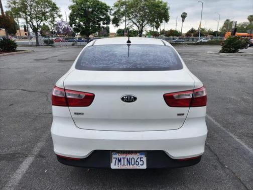2016 kia rio