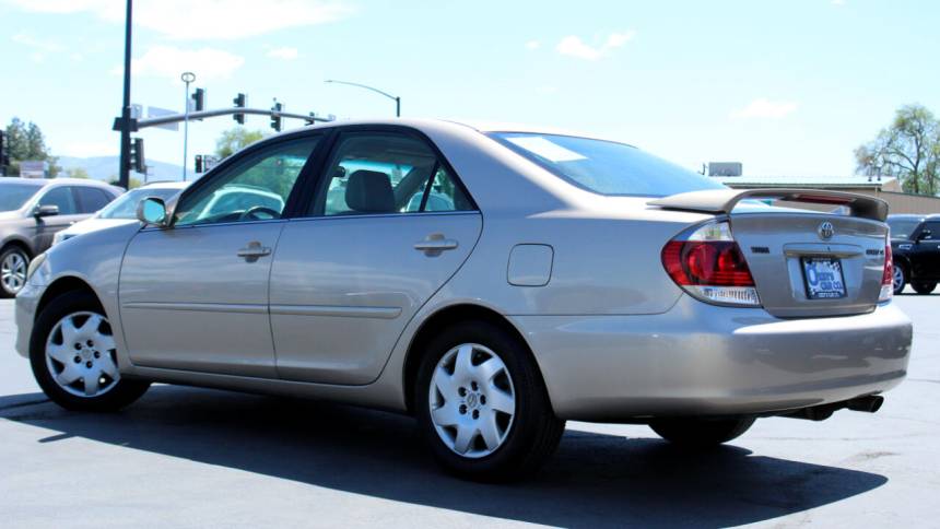 2005 toyota camry xle