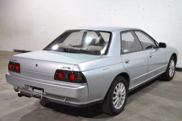 1989 nissan skyline gts -- silver - rb20de - 5 speed - 52,487 miles