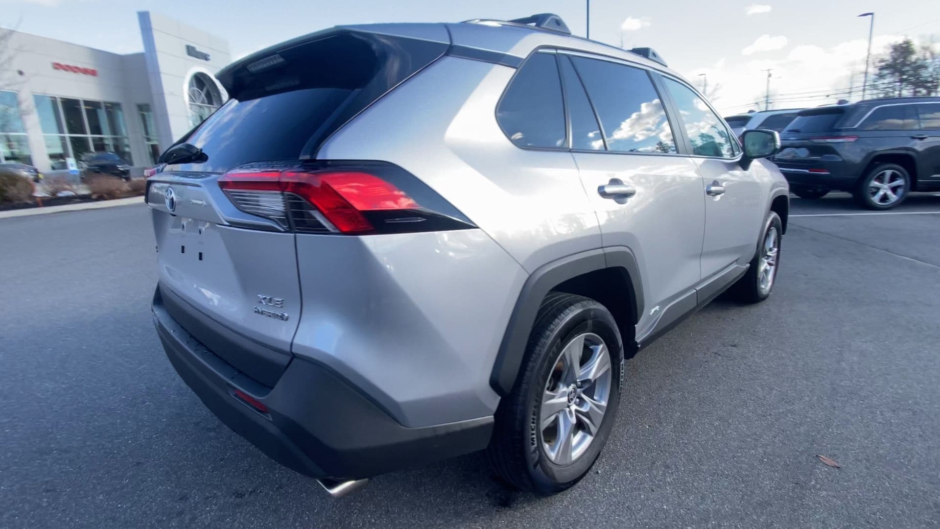 2022 toyota rav4 xle