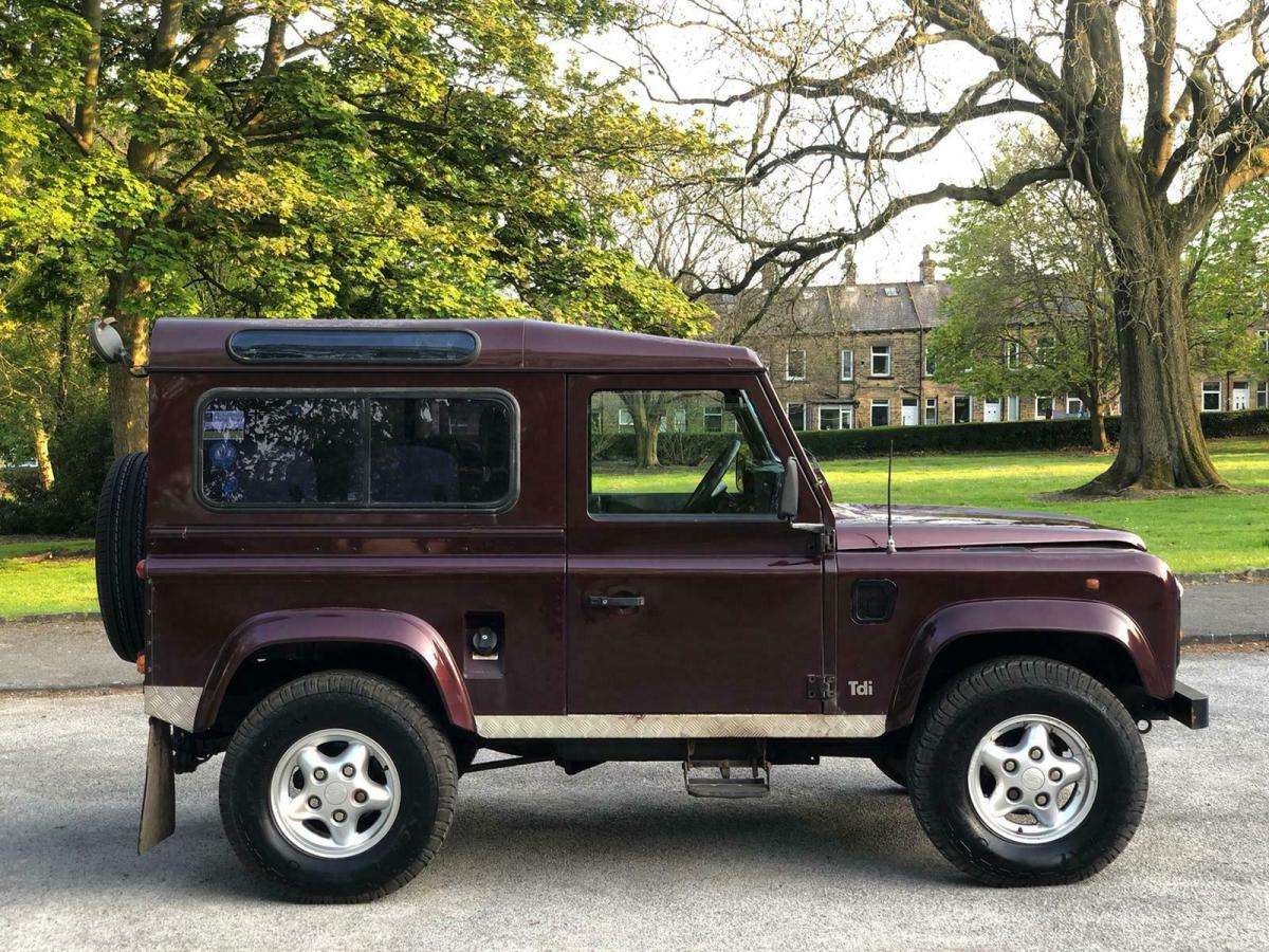 94/l land rover defender 90 genuine county station wagon 300tdi exportable
