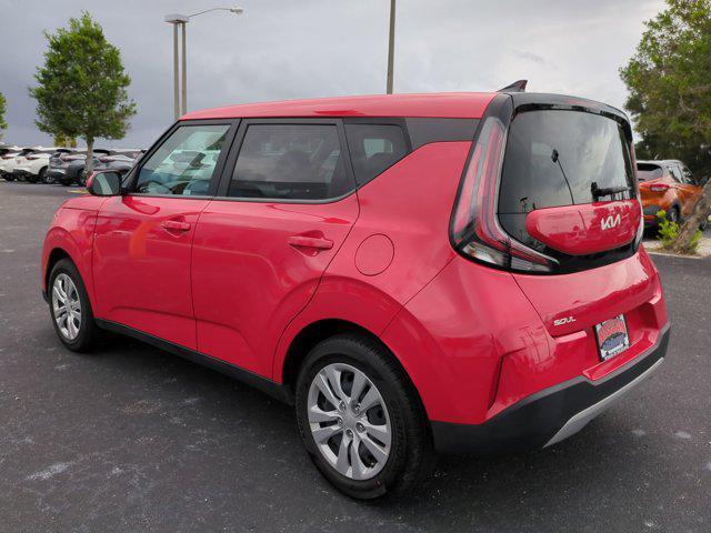 2023 kia soul lx