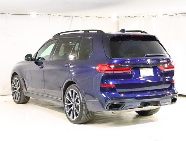 2021 bmw x7 m50i