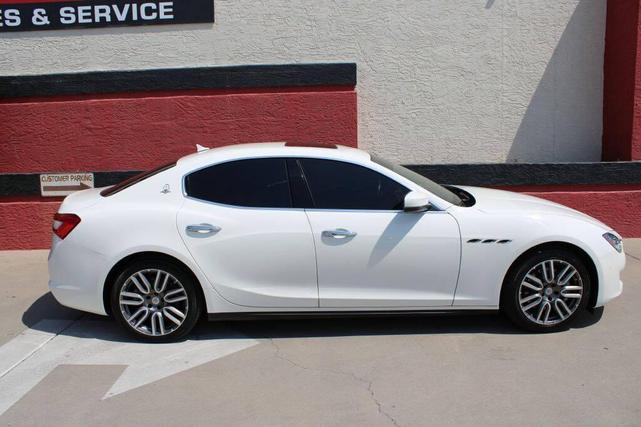 2018 maserati ghibli base
