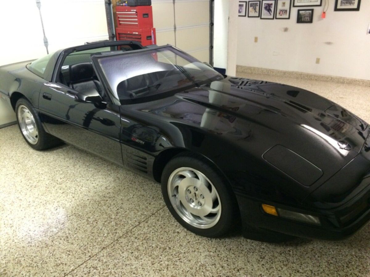 1993 corvette zr-1. believed to be 1 of 21 black on black