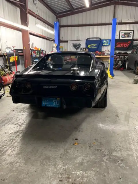 1976 chevrolet corvette stingray - 350 - automatic - black - c3 v8 rwd sportscar