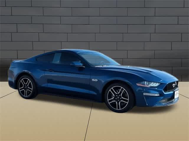 2022 ford mustang gt