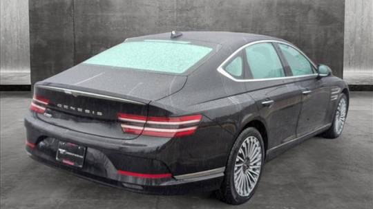 2024 Genesis G80