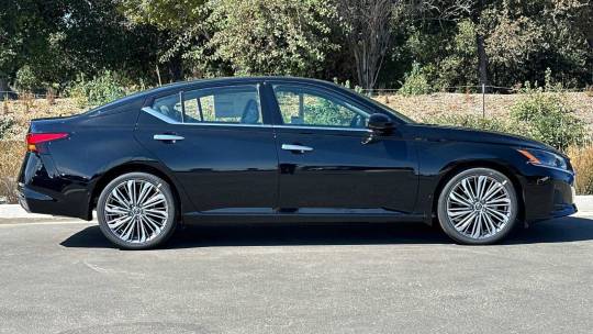 2025 Nissan Altima