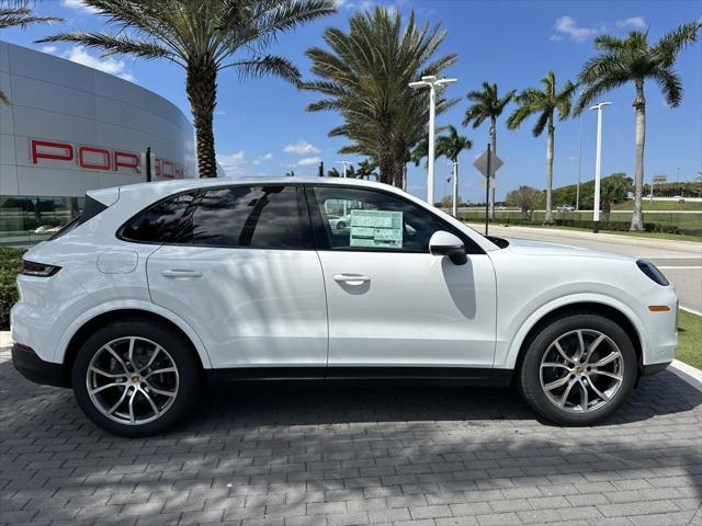 2024 porsche cayenne base