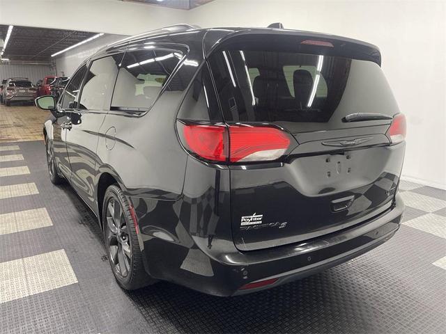 2019 chrysler pacifica limited
