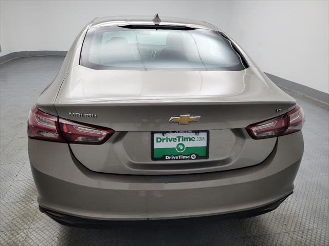 2022 chevrolet malibu fwd lt