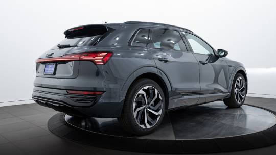 2024 Audi Q8 e-tron
