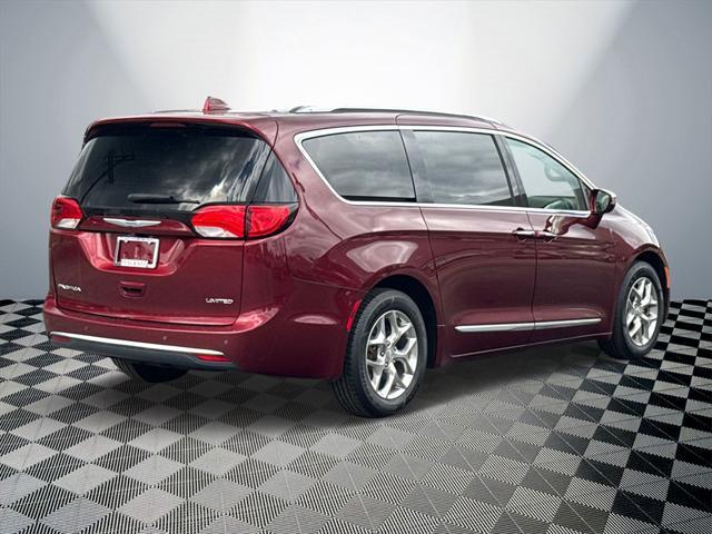 2018 chrysler pacifica limited