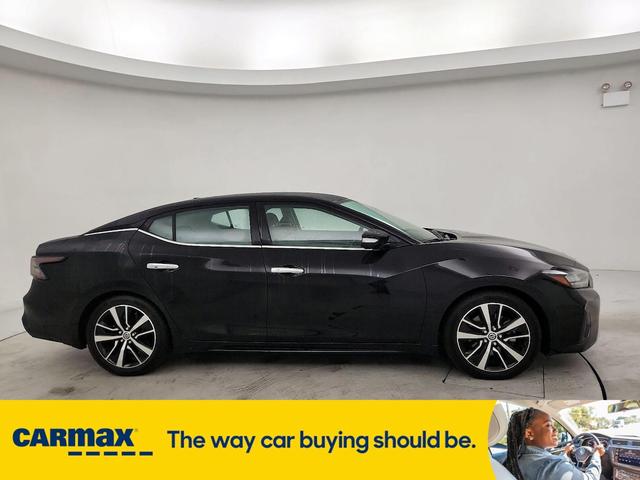 2022 nissan maxima sv