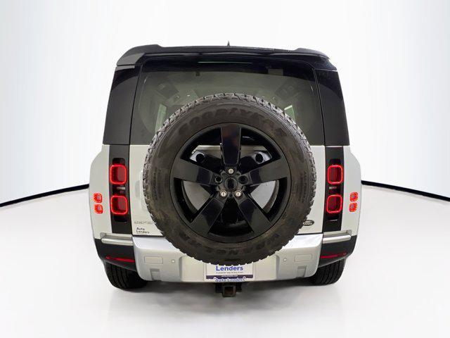 2022 land rover defender 110 se