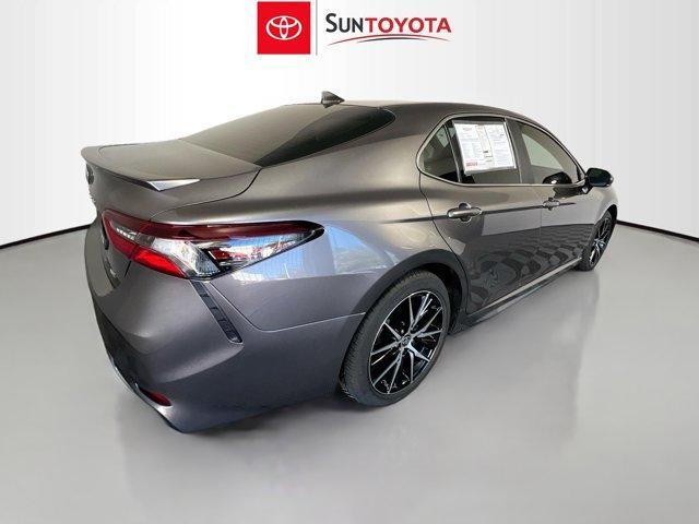 2024 toyota camry se