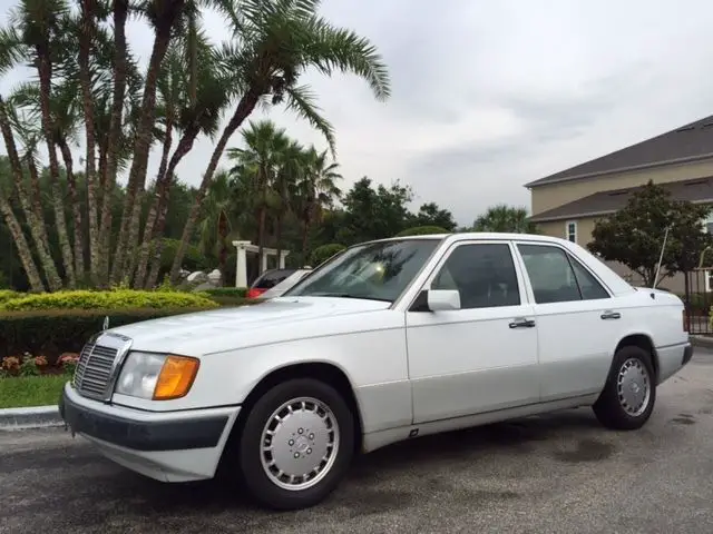1990 mercedes benz 300d turbo diesel 2.5l leather ac 4 door florida no reserve !