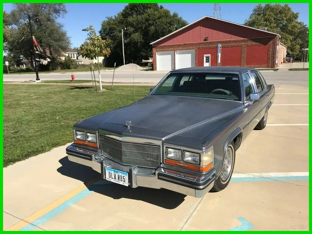 1986 cadillac fleetwood brougham v8 4 speed automatic 63,000 mi gold key edition