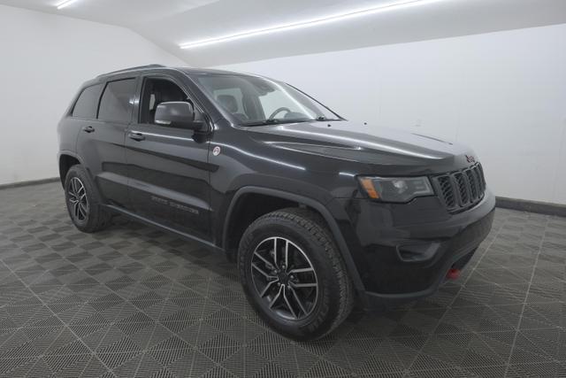 2020 jeep grand cherokee trailhawk