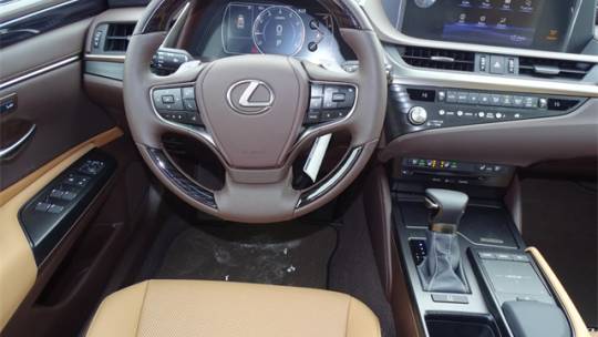 2021 lexus es 250 base