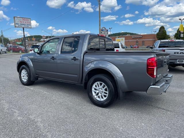 2021 nissan frontier sv